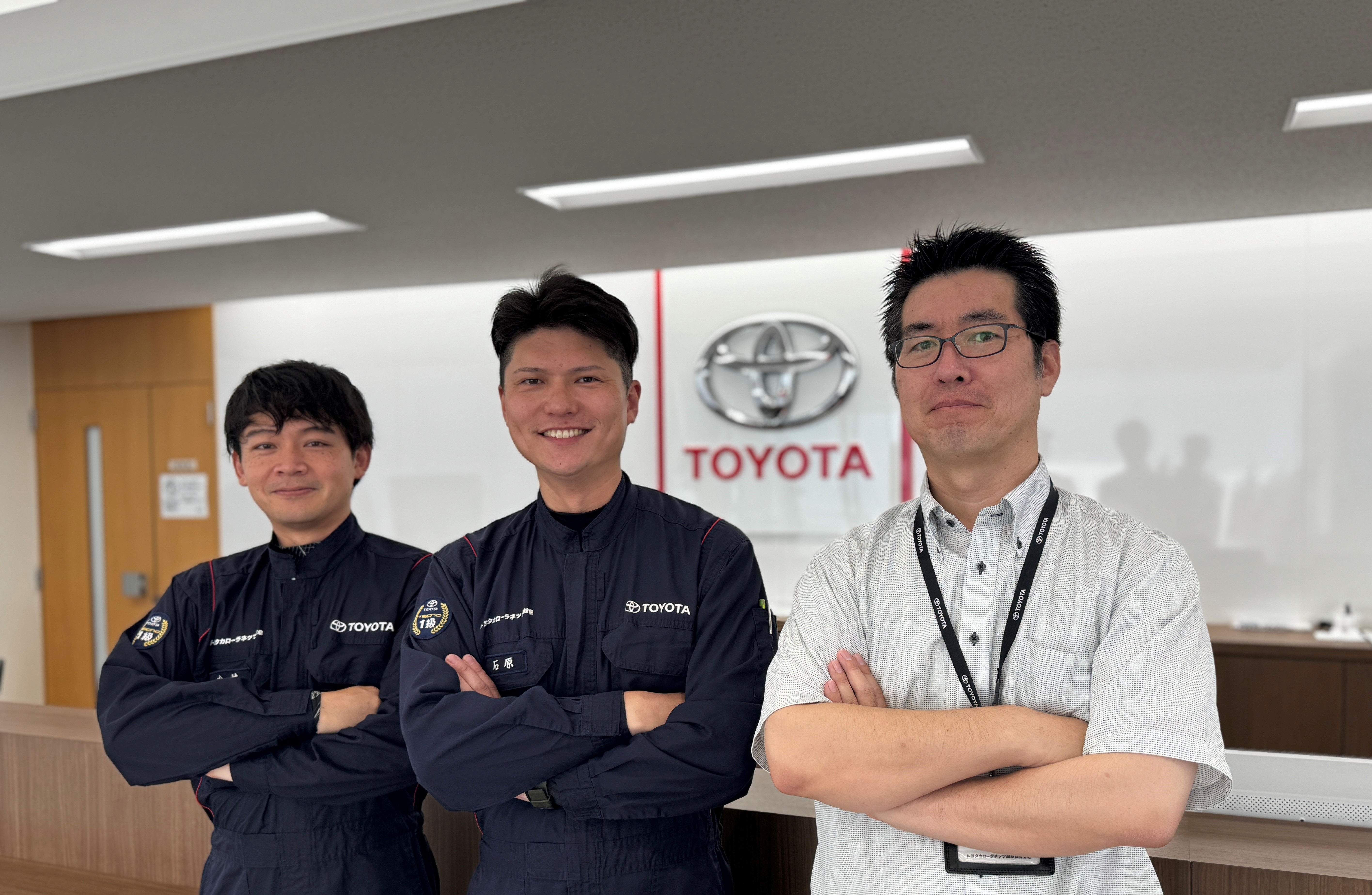 受賞した三名の選手（左から永井さん、石原さん、北野さん）　　　　