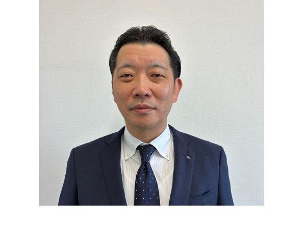 　　　　　　　　山口達也　社長
