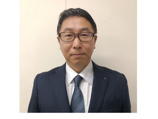 　　　　　　　　竹藪次雄　社長