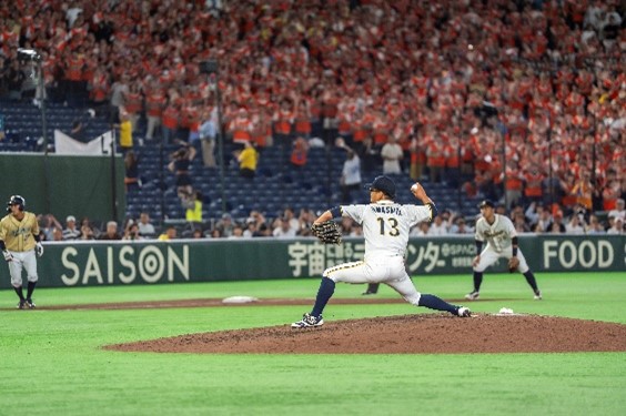 優勝を決める好投を見せる山下投手