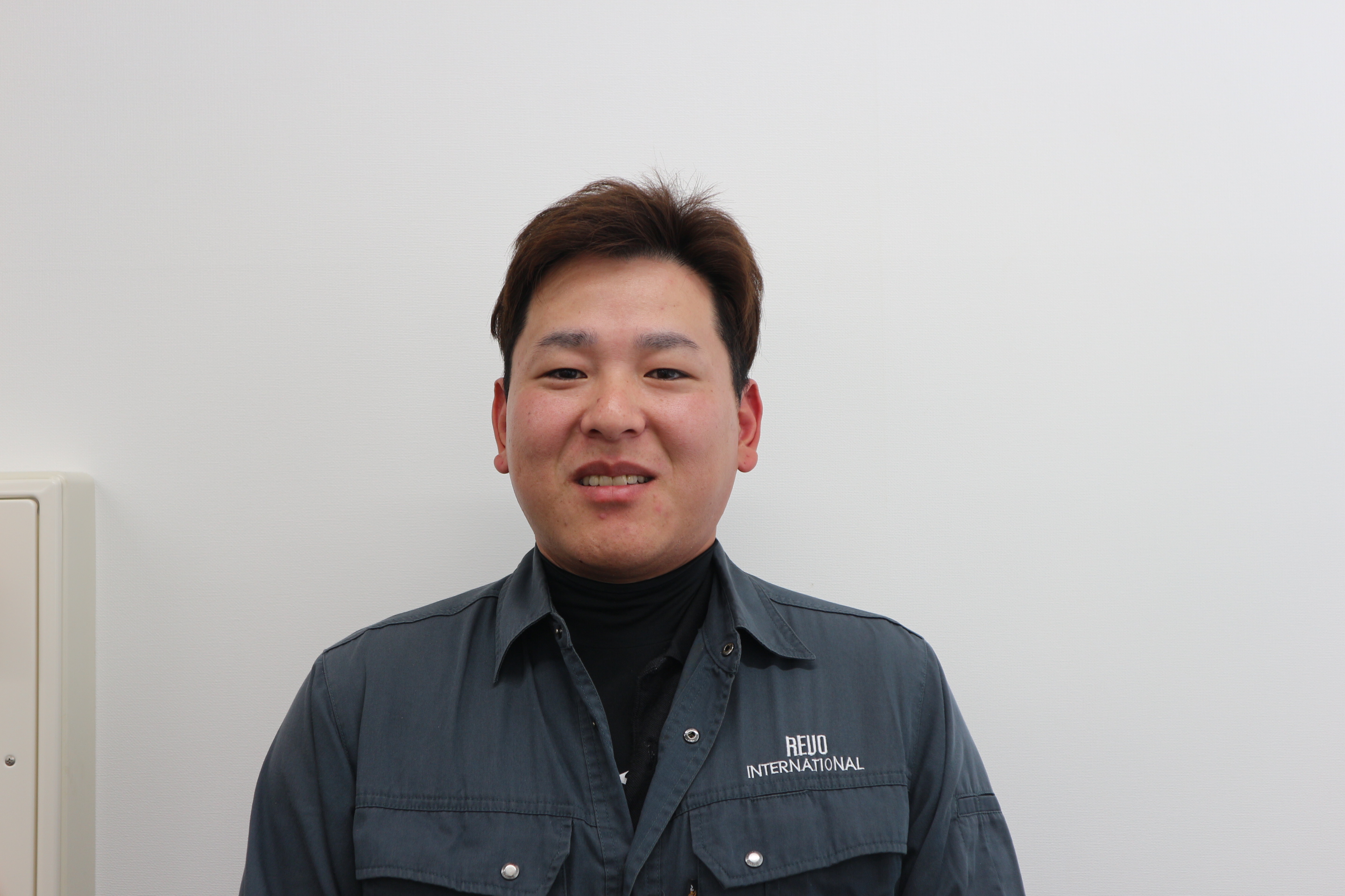 　　　レボインターナショナル辻田さん